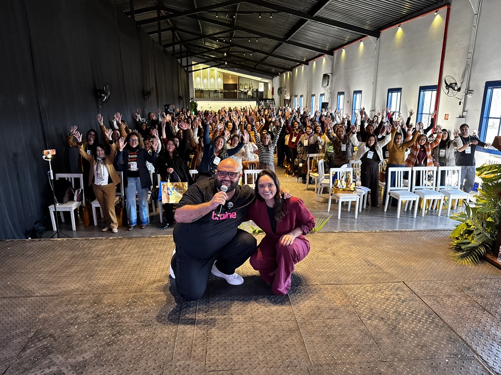 Apresentação de resultados no Congresso da AMVER com resultados parciais de teletriagens em 22 municípios